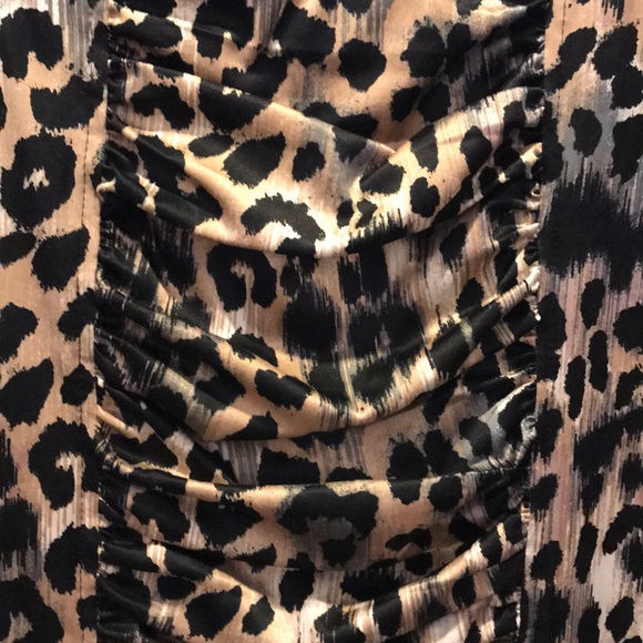 Leopard print skirt - Picture 2 of 3